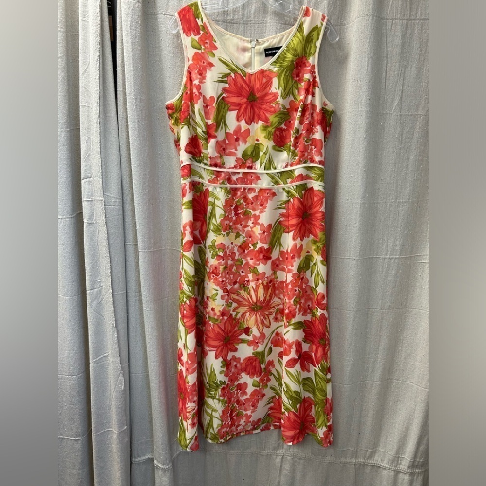 Norton McNaughton /Dress/Women's Sleeveless Floral Light/ Size 10